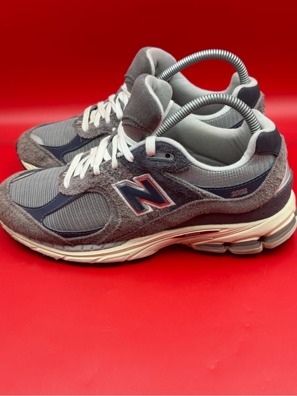 New Balance 2002R M2002REL Gray Navy Men’s Size 8 Women’s 9.5 Sneakers